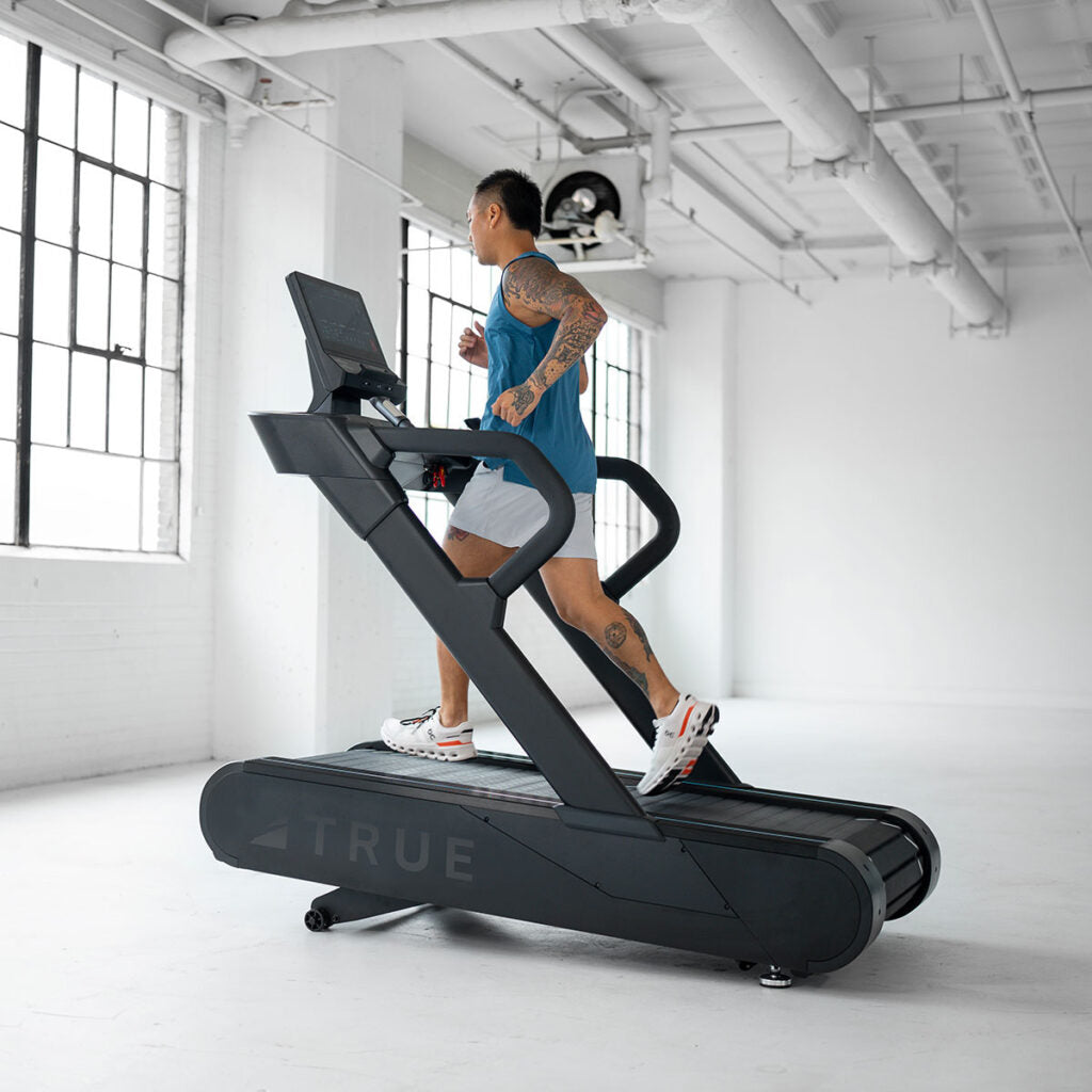 TRUE FITNESS Gym Equipment