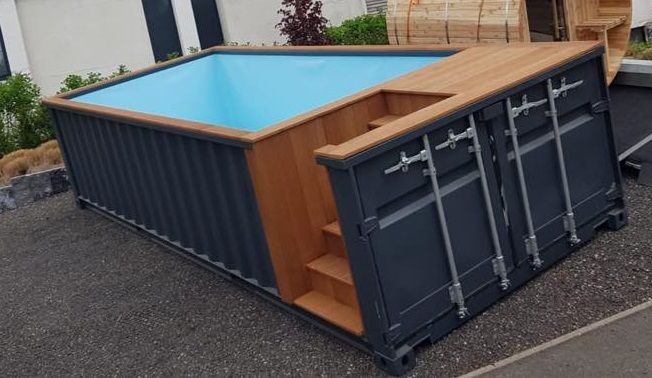 Cube Container Pool