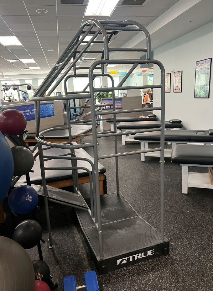 Life Fitness Insignia Series + Signature Series Gym Package W/ Cardio