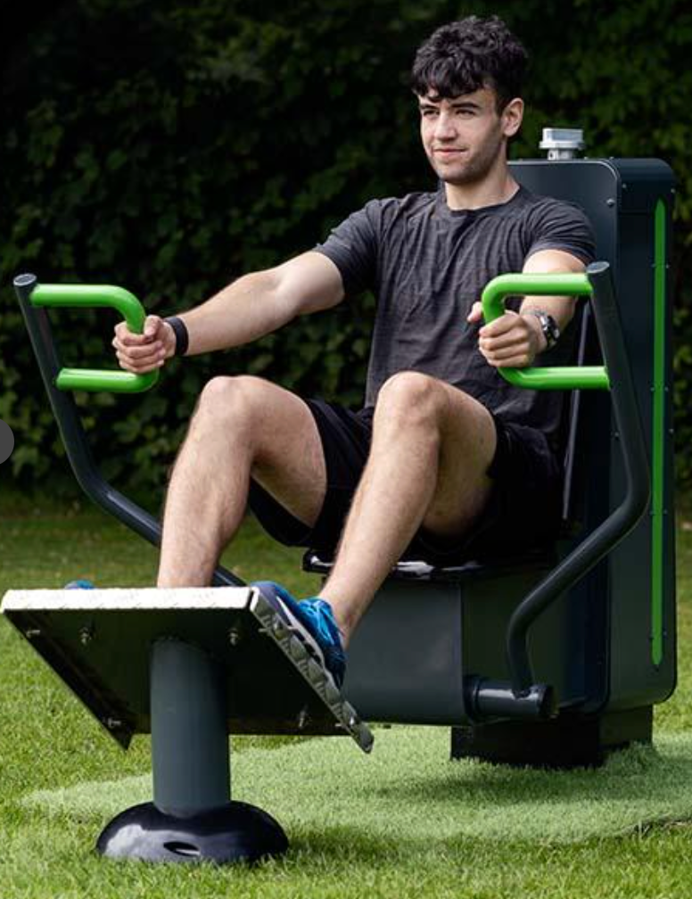 NEW Resistance Seated Row Outdoor Gym Equipment