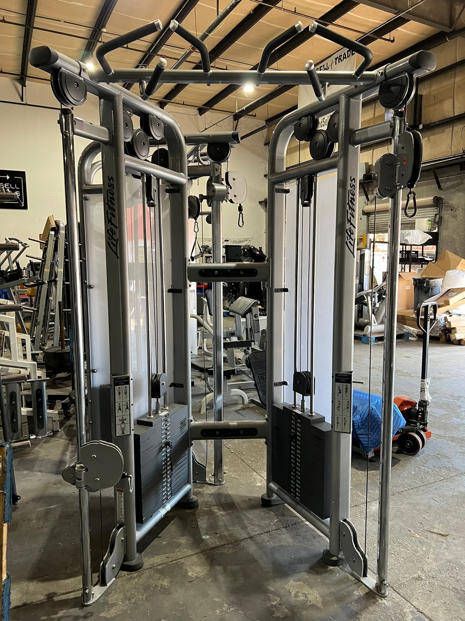 Life Fitness Signature Series Functional Trainer - PRE OWNED